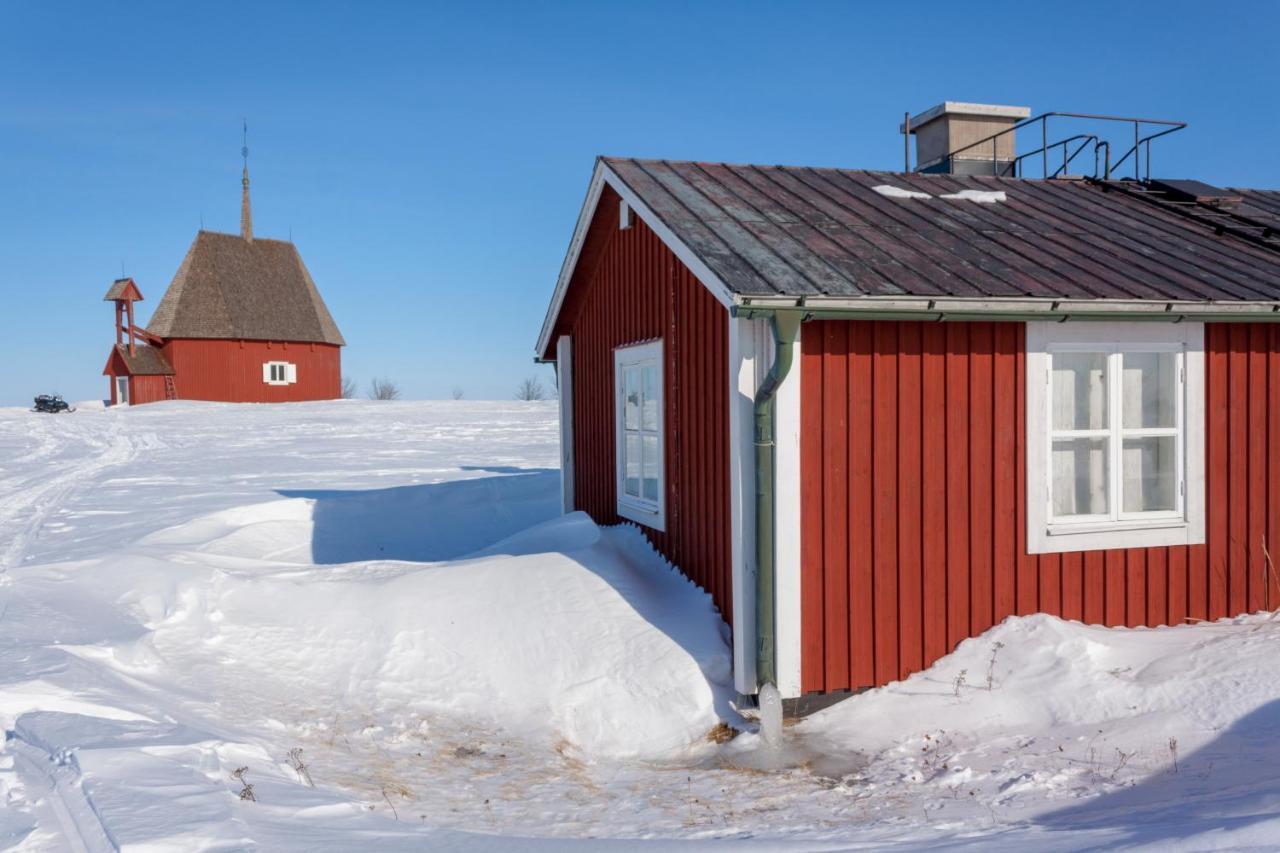 Maloeren Lodge Kalix Exterior photo
