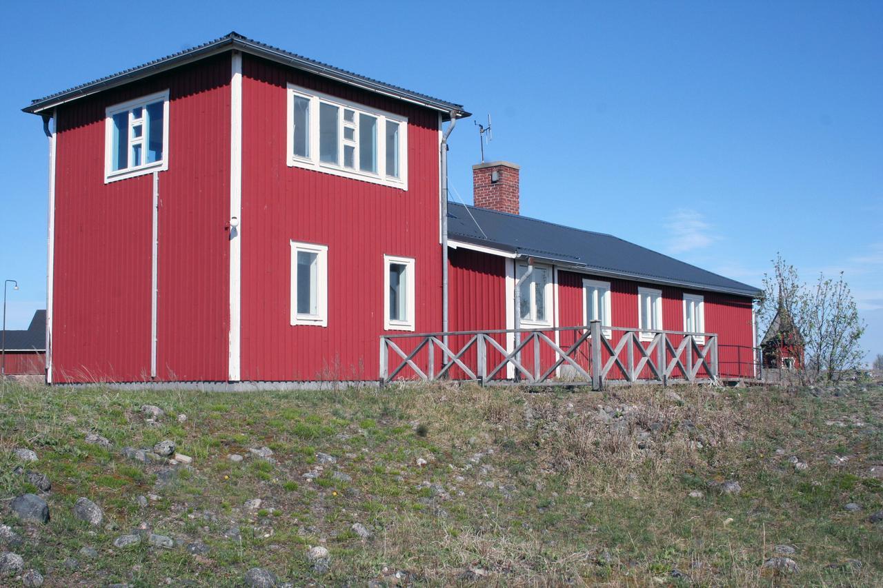 Maloeren Lodge Kalix Exterior photo